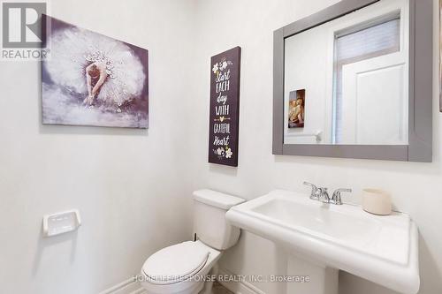 1 Dinosaur Street, Brampton, ON - Indoor Photo Showing Bathroom