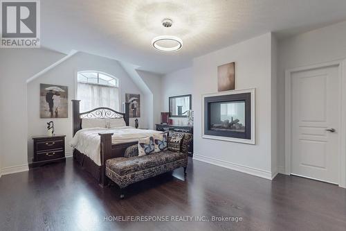 1 Dinosaur Street, Brampton, ON - Indoor Photo Showing Bedroom