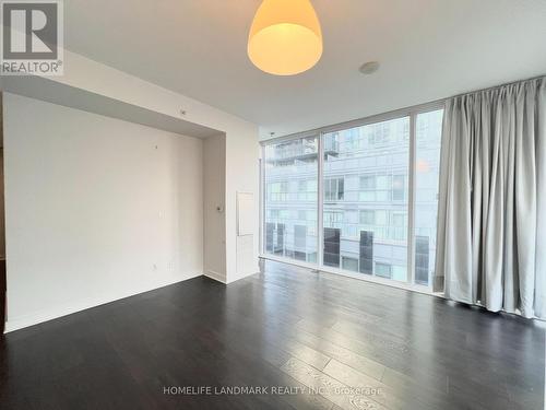 510 - 15 Grenville Street, Toronto, ON - Indoor Photo Showing Other Room