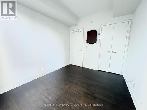 510 - 15 Grenville Street, Toronto, ON - Indoor Photo Showing Other Room