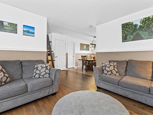 Living room - 85 Rue De La Colonelle, Saint-Jean-Sur-Richelieu, QC - Indoor Photo Showing Living Room