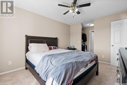 407 215 Lowe Road, Saskatoon, SK - Indoor Photo Showing Bedroom