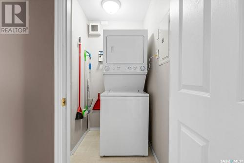 407 215 Lowe Road, Saskatoon, SK - Indoor Photo Showing Laundry Room