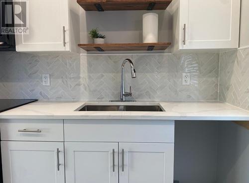 7726 22Nd Street, Grand Forks, BC - Indoor Photo Showing Kitchen With Double Sink With Upgraded Kitchen