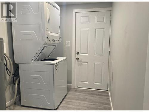 7726 22Nd Street, Grand Forks, BC - Indoor Photo Showing Laundry Room