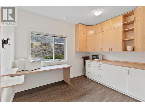 3361 Shuswap  E Road E, Kamloops, BC - Indoor