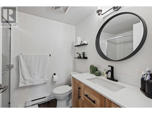 571 Yates Road Unit# 107, Kelowna, BC - Indoor Photo Showing Bathroom