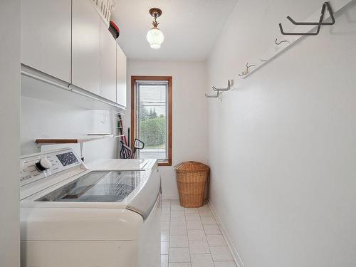 Laundry room - 1590 Mtée Ste-Therese, Saint-Jérôme, QC - Indoor Photo Showing Laundry Room