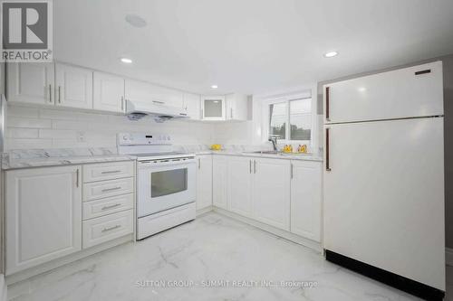 Lower - 65 Nash Road N, Hamilton, ON - Indoor Photo Showing Kitchen