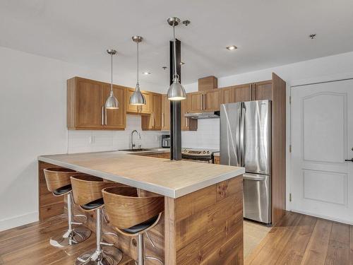 Cuisine - 608-82 Ch. Du Tour-Du-Lac, Lac-Beauport, QC - Indoor Photo Showing Kitchen