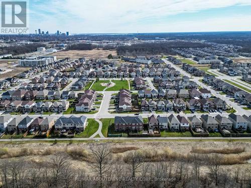 8715 Dogwood Crescent, Niagara Falls, ON - Outdoor With View