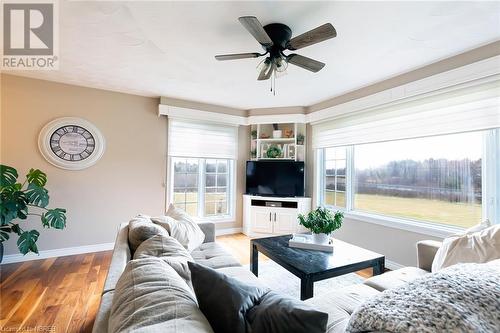 2971 Highway 654 W, Callander, ON - Indoor Photo Showing Living Room