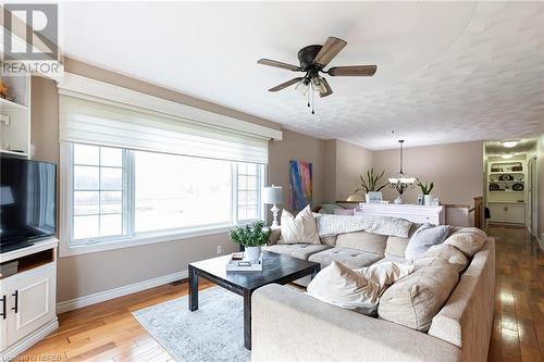 2971 Highway 654 W, Callander, ON - Indoor Photo Showing Living Room