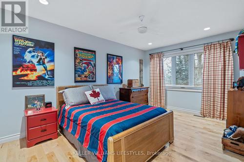 562 Grand View Avenue, London, ON - Indoor Photo Showing Bedroom