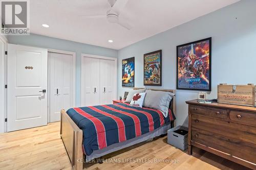 562 Grand View Avenue, London, ON - Indoor Photo Showing Bedroom