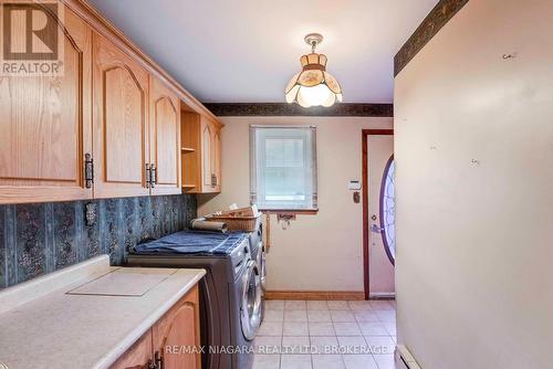 79 Four Mile Creek Road, Niagara-On-The-Lake, ON - Indoor Photo Showing Laundry Room