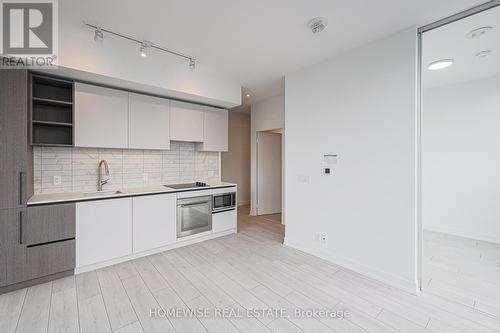 Ph09 - 55 Mercer Street, Toronto, ON - Indoor Photo Showing Kitchen