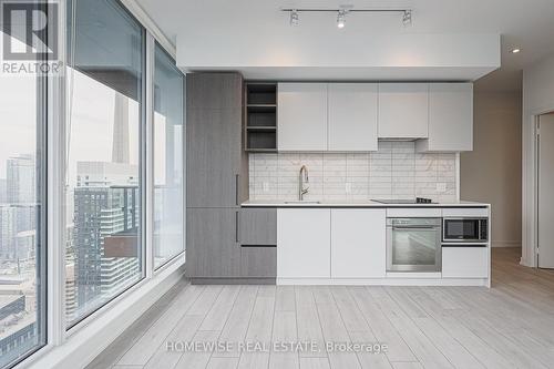 Ph09 - 55 Mercer Street, Toronto, ON - Indoor Photo Showing Kitchen