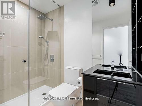 3211 - 70 Temperance Street, Toronto, ON - Indoor Photo Showing Bathroom