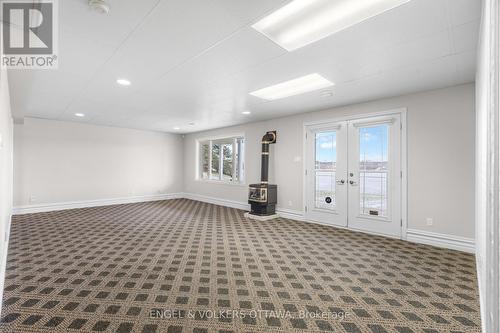 291 Concession Rd 1 Road, Alfred & Plantagenet, ON - Indoor Photo Showing Other Room