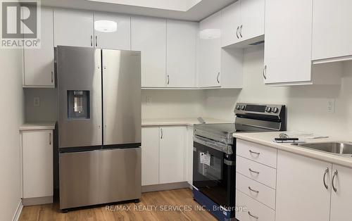 19 - 45 Fieldridge Crescent, Brampton, ON - Indoor Photo Showing Kitchen With Stainless Steel Kitchen