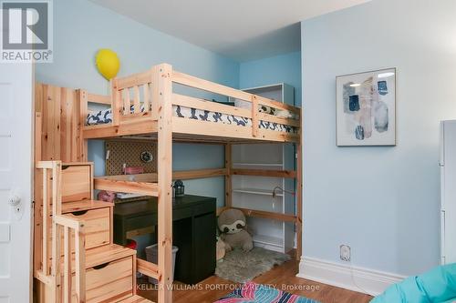 130 Sunnyside Avenue, Toronto, ON - Indoor Photo Showing Bedroom