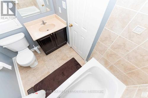 67 Decker Hollow Circle, Brampton, ON - Indoor Photo Showing Bathroom