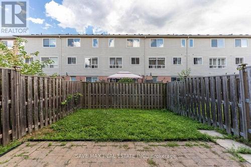 67 Decker Hollow Circle, Brampton, ON - Outdoor