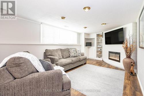 3 Artesian Avenue, East Gwillimbury, ON - Indoor Photo Showing Living Room With Fireplace