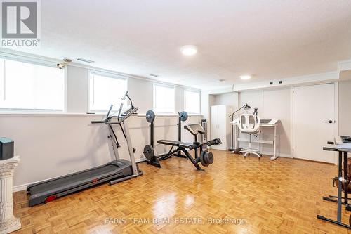 3 Artesian Avenue, East Gwillimbury, ON - Indoor Photo Showing Gym Room