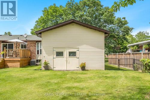 3 Artesian Avenue, East Gwillimbury, ON - Outdoor With Deck Patio Veranda