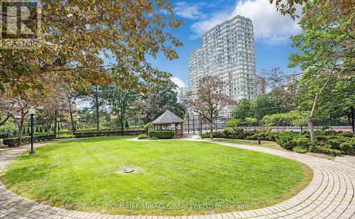 1408 - 55 Elm Drive, Mississauga, ON - Outdoor