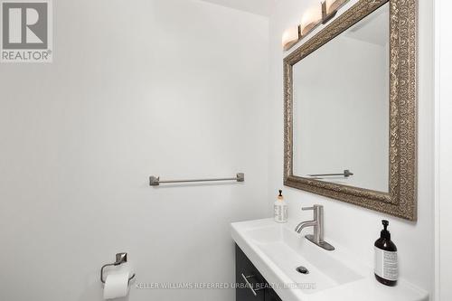 20 Beechwood Crescent W, Brampton, ON - Indoor Photo Showing Bathroom