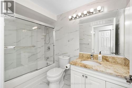 20 Beechwood Crescent W, Brampton, ON - Indoor Photo Showing Bathroom