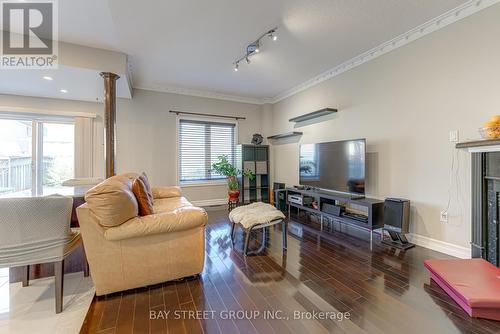 62 Warren Bradley Street, Markham, ON - Indoor Photo Showing Living Room