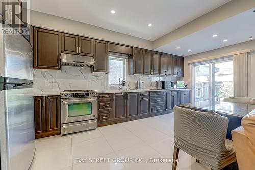 62 Warren Bradley Street, Markham, ON - Indoor Photo Showing Kitchen