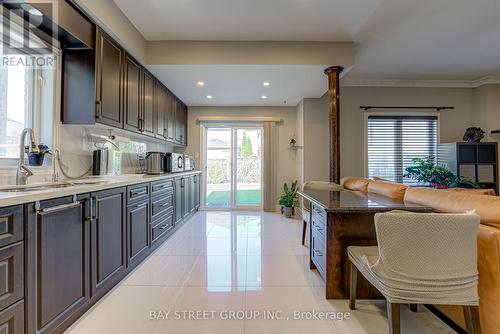 62 Warren Bradley Street, Markham, ON - Indoor Photo Showing Kitchen With Double Sink