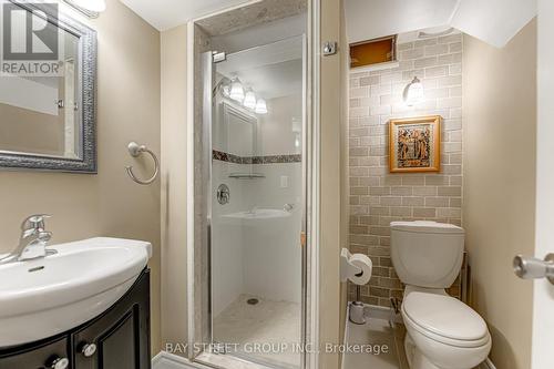 62 Warren Bradley Street, Markham, ON - Indoor Photo Showing Bathroom