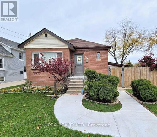 (Upper) - 371 East 28Th Street, Hamilton, ON - Outdoor