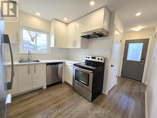 (Upper) - 371 East 28Th Street, Hamilton, ON - Indoor Photo Showing Kitchen With Upgraded Kitchen