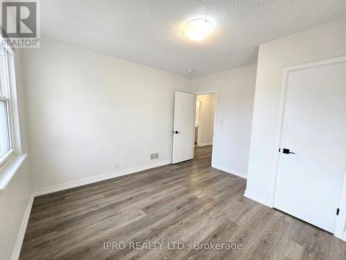 (Upper) - 371 East 28Th Street, Hamilton, ON - Indoor Photo Showing Other Room