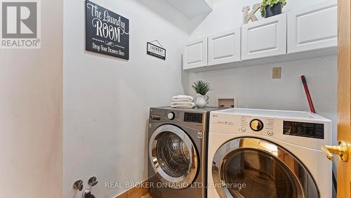 12 North Street, Brantford, ON - Indoor Photo Showing Laundry Room