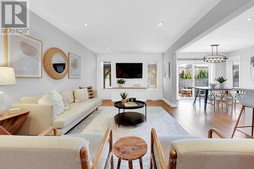 53 Diana Avenue, Grimsby, ON - Indoor Photo Showing Living Room