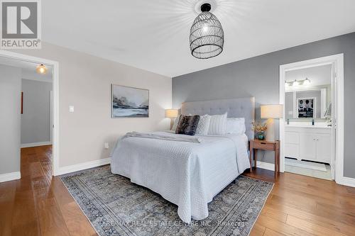 53 Diana Avenue, Grimsby, ON - Indoor Photo Showing Bedroom