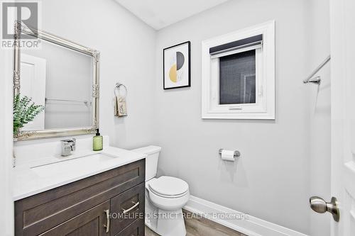 74 Hall Avenue, Guelph, ON - Indoor Photo Showing Bathroom