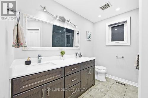 74 Hall Avenue, Guelph, ON - Indoor Photo Showing Bathroom