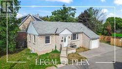 136 BRANTDALE AVENUE  Hamilton, ON L9C 1B9