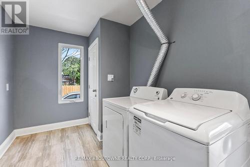 136 Brantdale Avenue, Hamilton, ON - Indoor Photo Showing Laundry Room