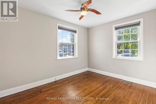 136 Brantdale Avenue, Hamilton, ON - Indoor Photo Showing Other Room