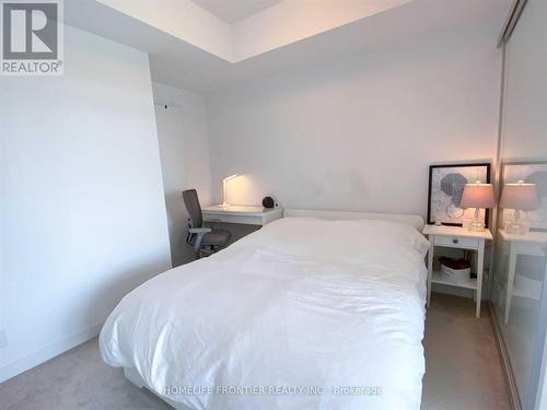 1907 - 14 York Street, Toronto, ON - Indoor Photo Showing Bedroom